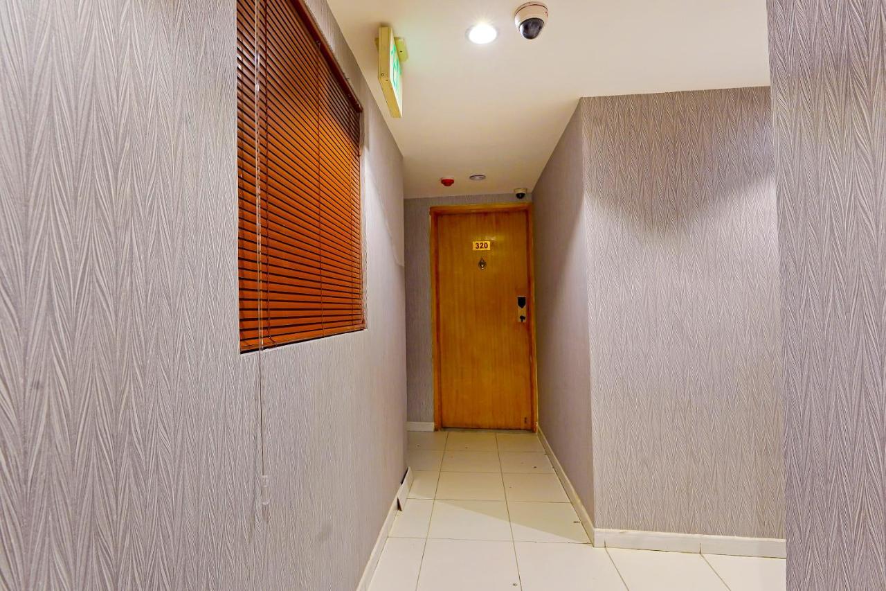Oyo 925 Emirates Hotel ドバイ エクステリア 写真
